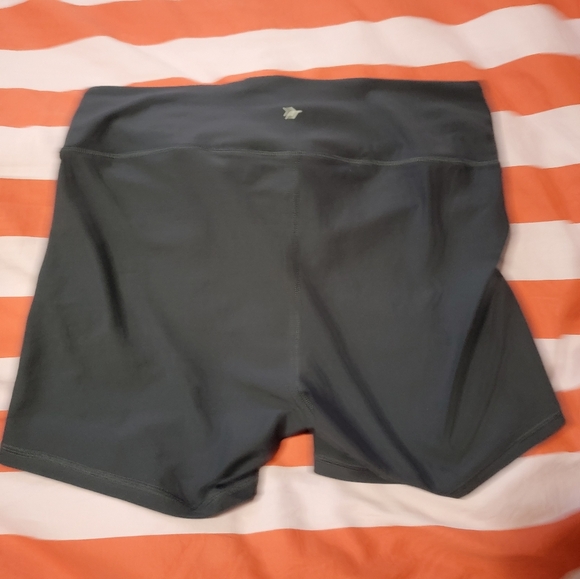 BUNDLE OF 4 - old navy 2x biker shorts - Picture 2 of 12